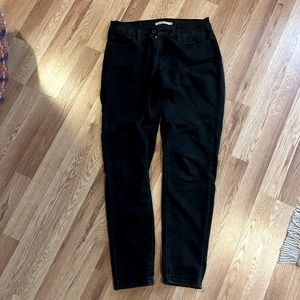 Levi skinny jeans